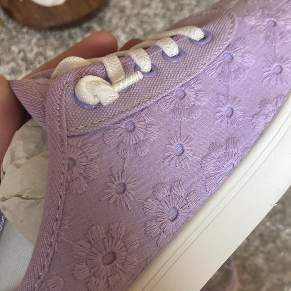 Studio 1886 Canvas Sneakers Lavender + Flower Design Slip Ons BRAND NEW size 8 - Picture 15 of 16